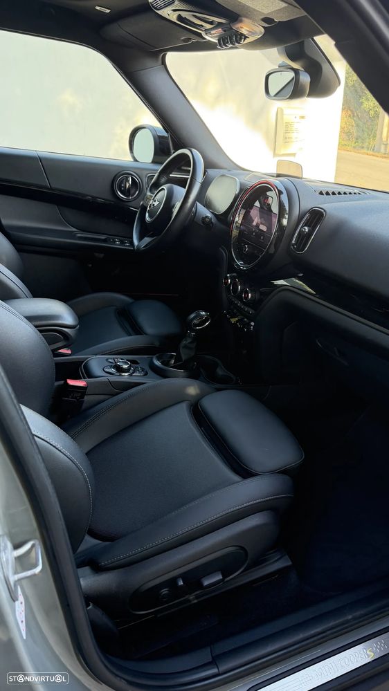 MINI Countryman Cooper SE ALL4 Auto - 14