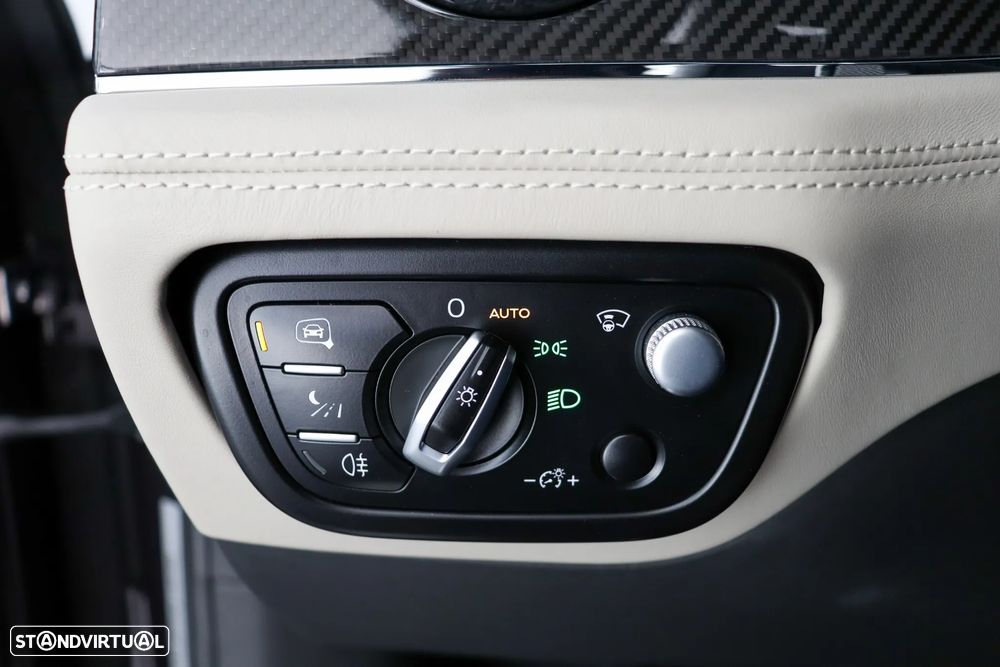 Bentley Bentayga V8 S - 51