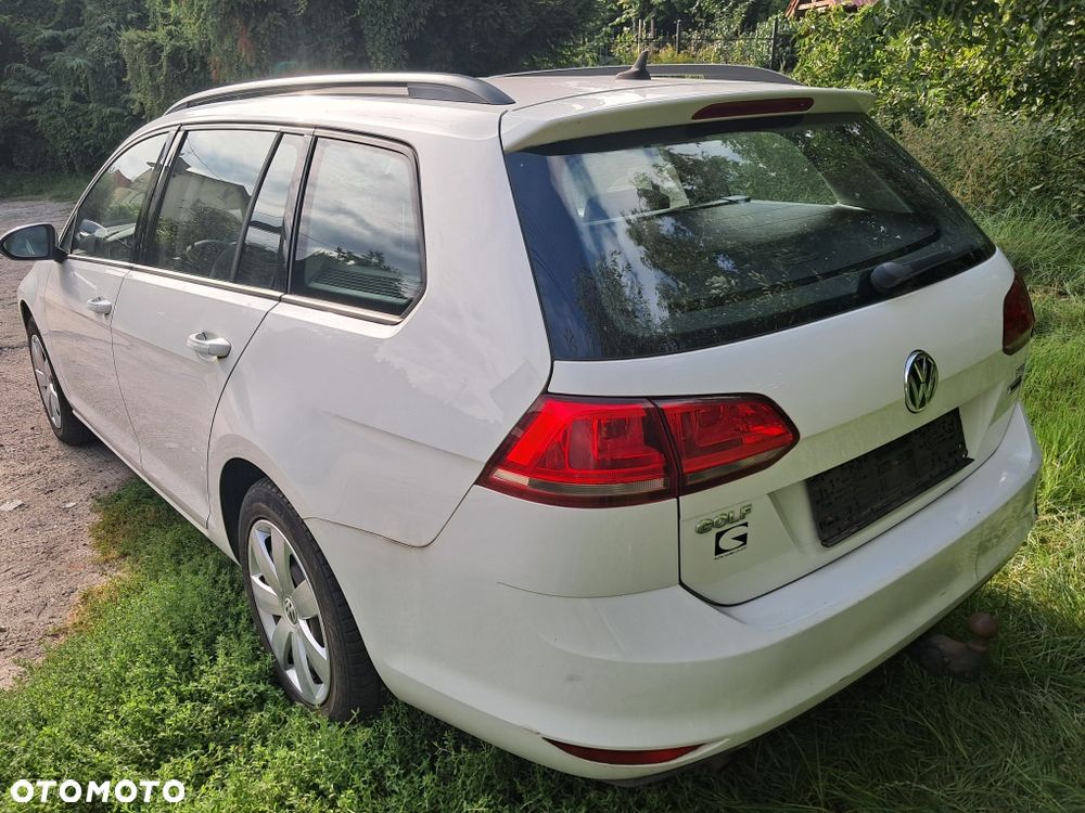 Volkswagen Golf - 4