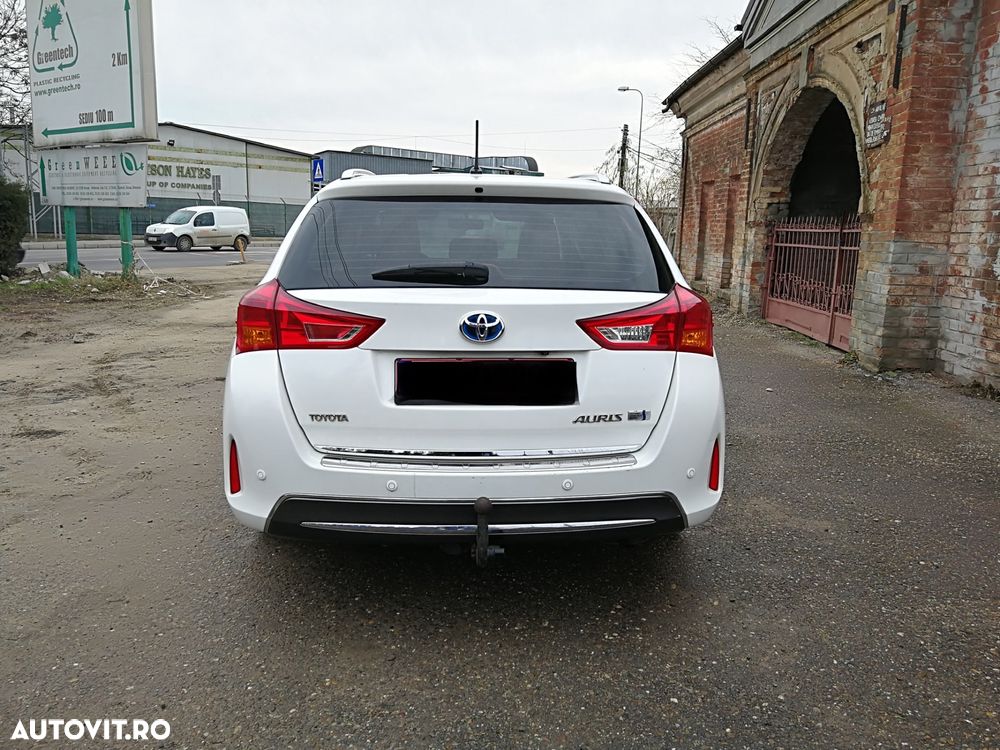 Toyota Auris 1.8 VVT-i Automatik Executive - 2