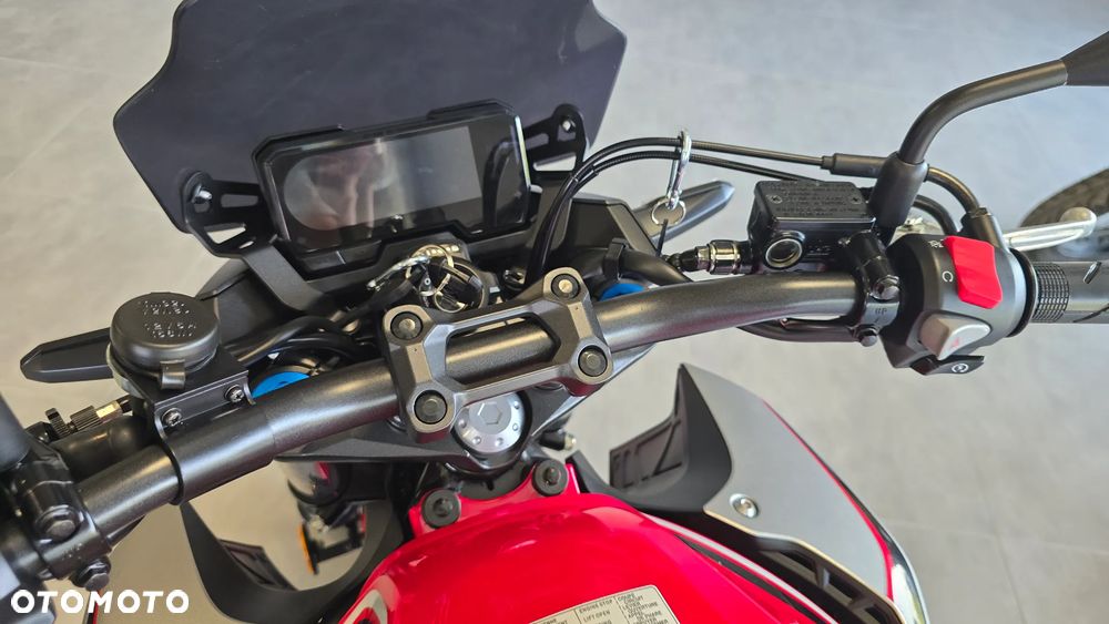 Honda CB - 15