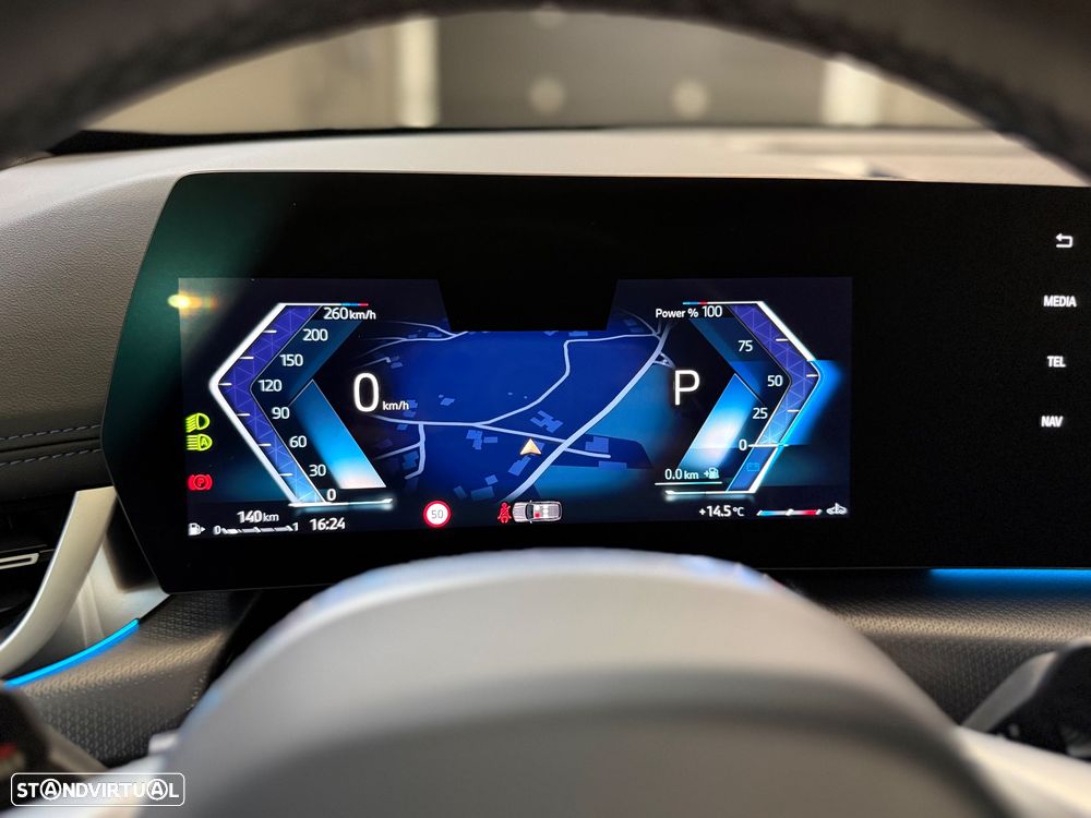 BMW X1 sDrive18d Pack Desportivo M - 39