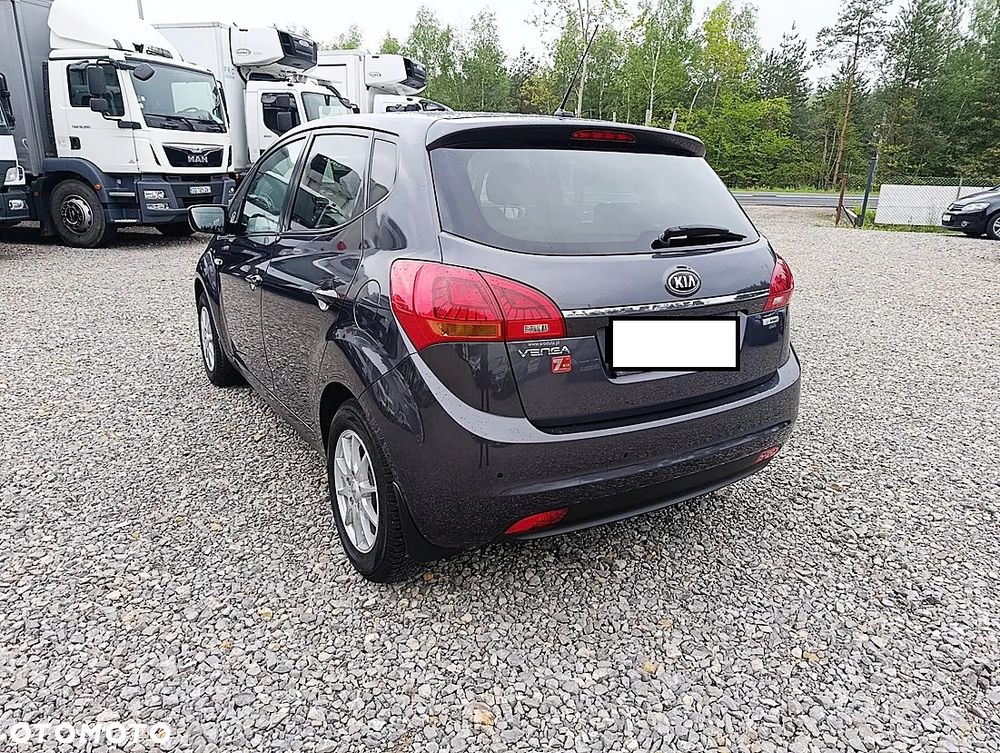 Kia Venga 1.6 Business Line - 6