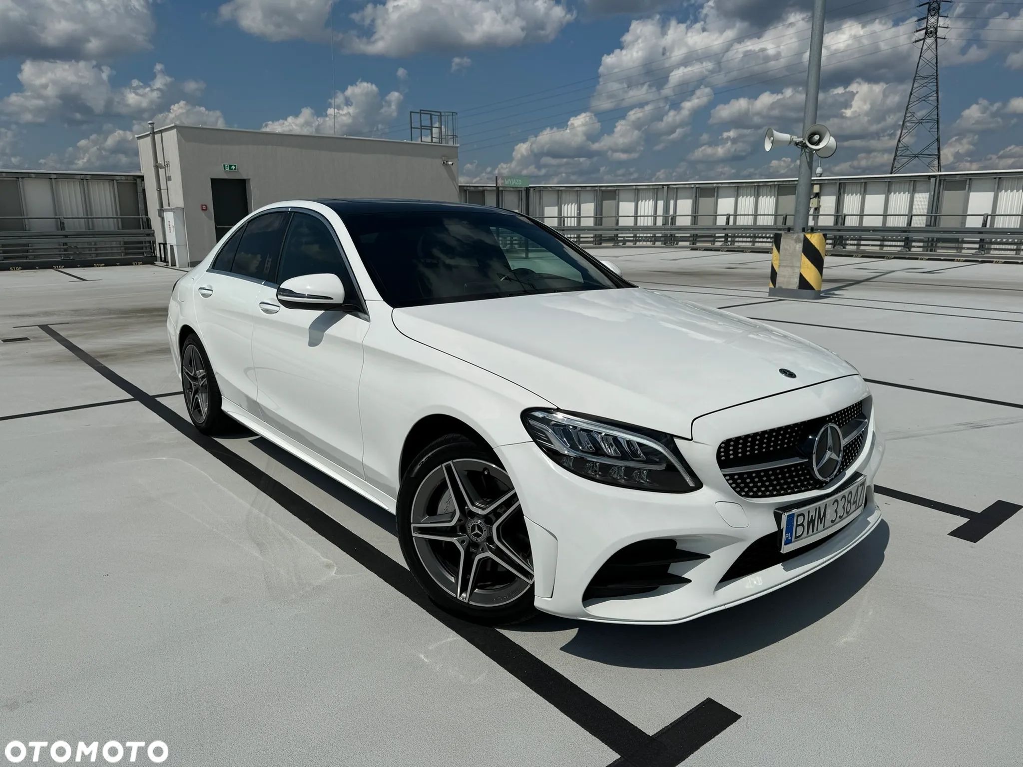 Mercedes-Benz Klasa C 300 4Matic 9G-TRONIC AMG Line - 1