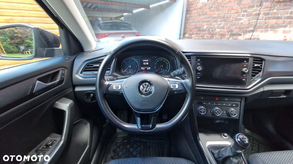 Volkswagen T-Roc 1.6 TDI SCR DPF Advance - 9
