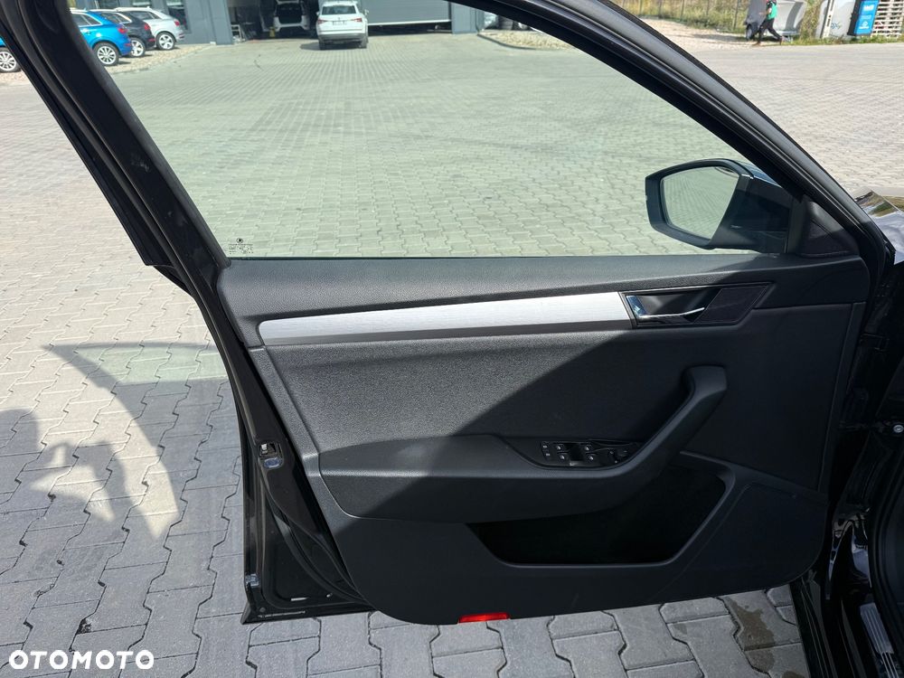 Skoda Superb 2.0 TDI SCR 4x4 Style DSG - 24