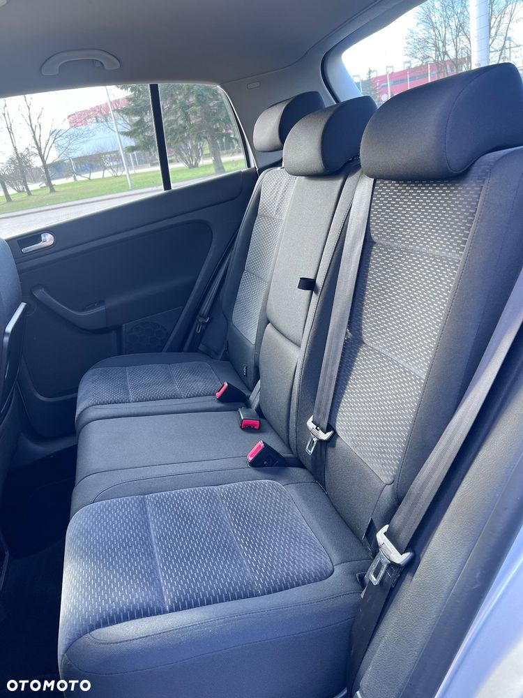 Volkswagen Golf Plus - 8