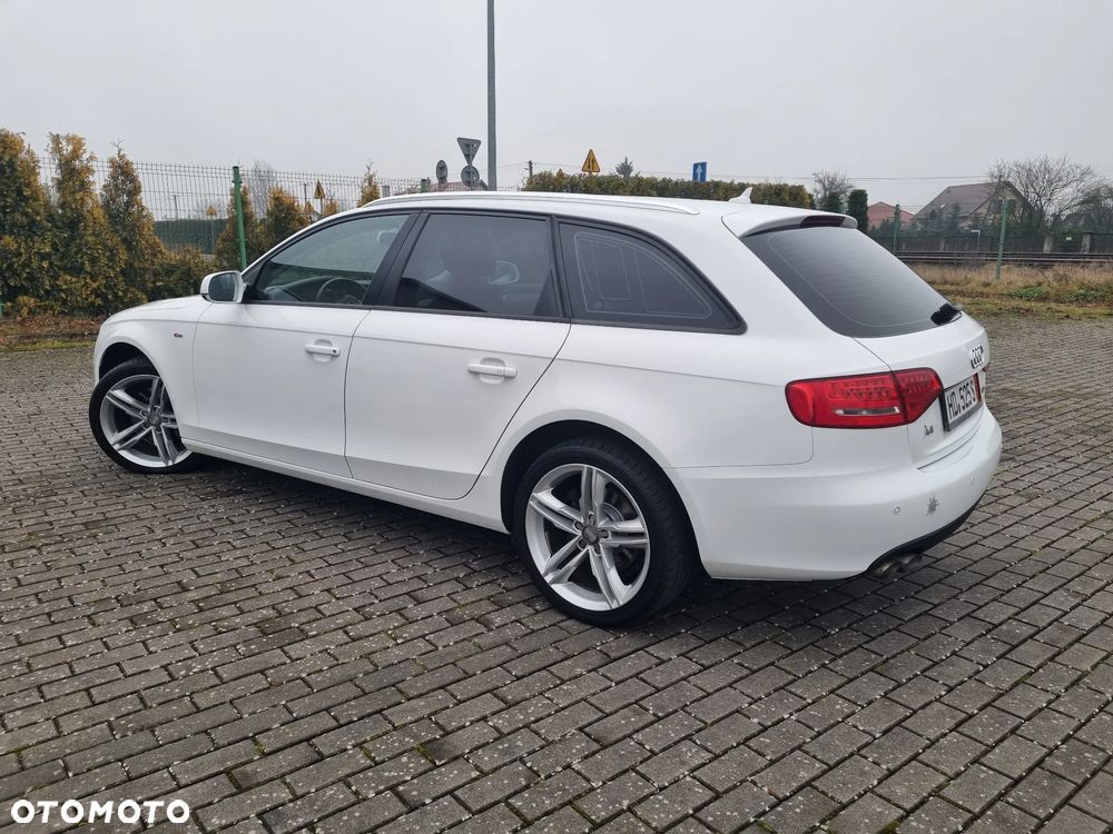 Audi A4 Avant 2.0 TDI DPF Ambiente - 28