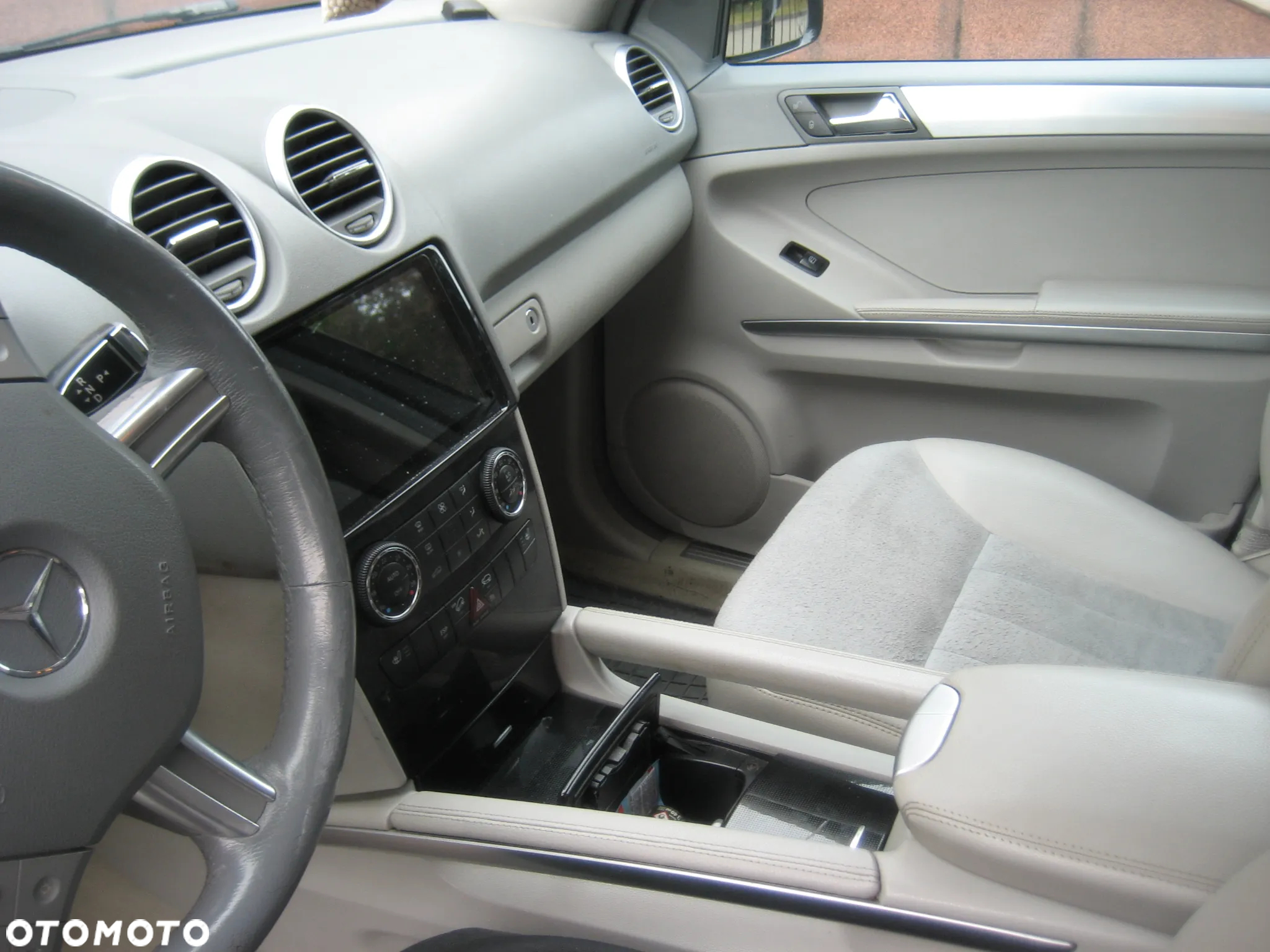 Mercedes-Benz ML 320 CDI 4Matic 7G-TRONIC - 12