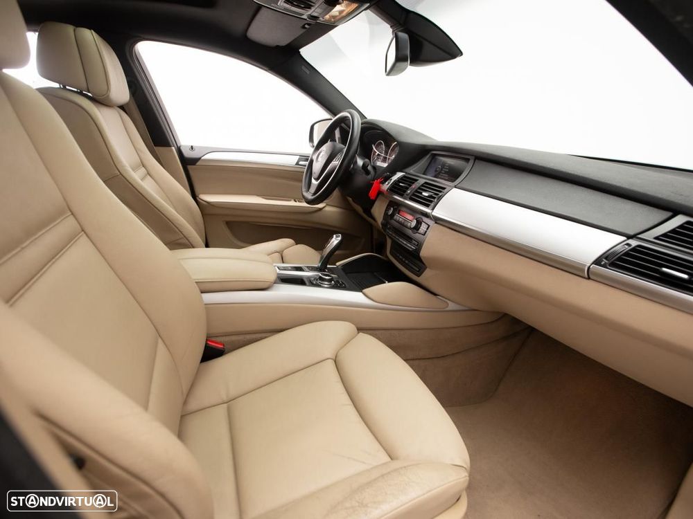 BMW X6 - 11