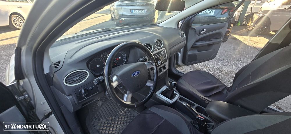 Ford Focus SW 1.6 TDCi Connec. - 10