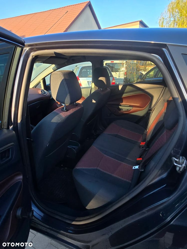 Ford Fiesta 1.25 Titanium EU5 - 16