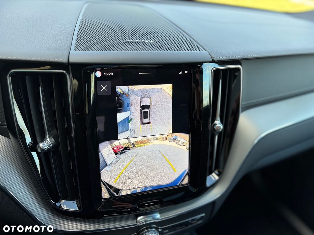 Volvo XC 60 B5 B AWD Plus Black Edition - 14
