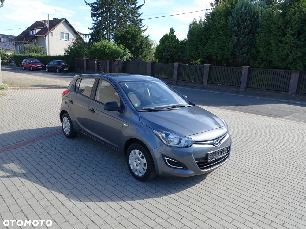 Hyundai i20 1.2 Fifa World Cup Edition - 1