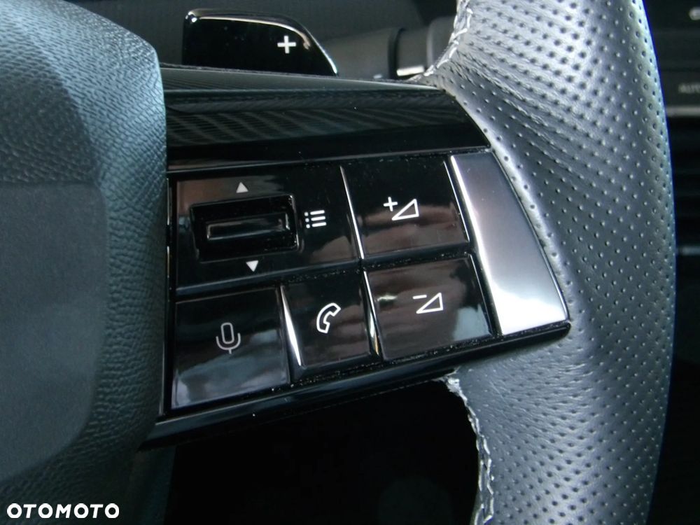 Opel Astra 1.2 T GS S&S - 22