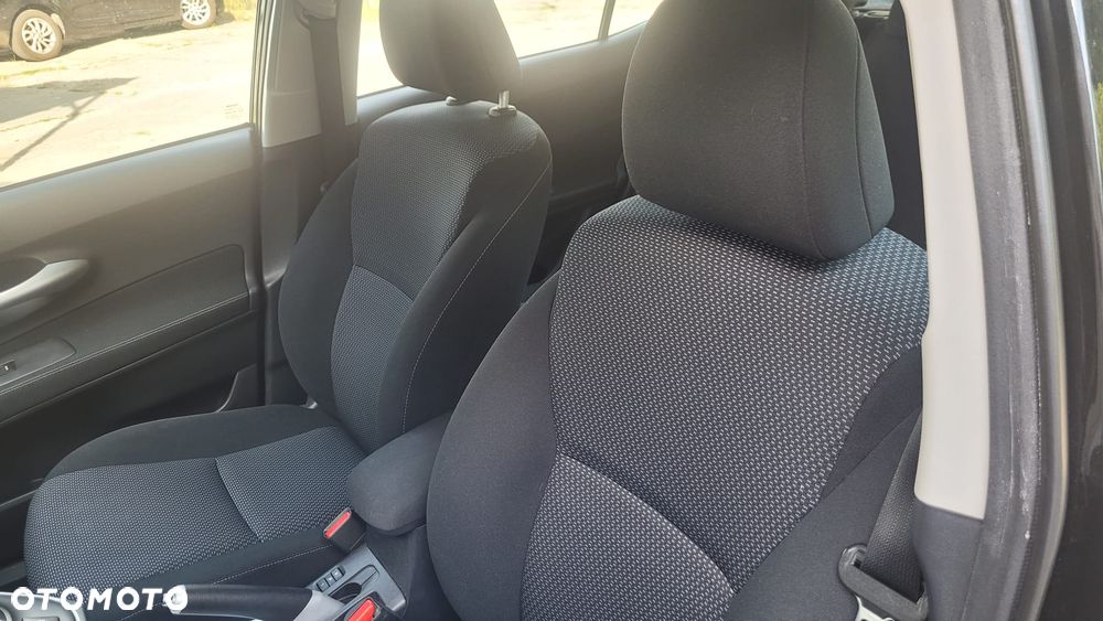 Toyota Auris 1.4 D-4D Premium MM - 17