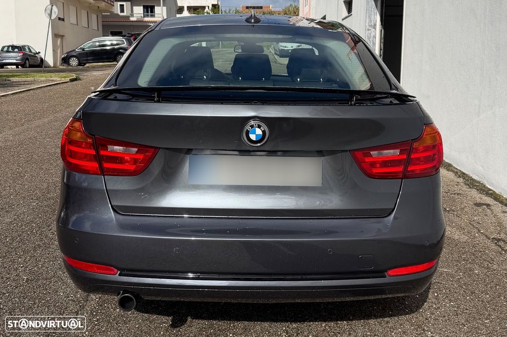 BMW 318 Gran Turismo d Sport Line - 6