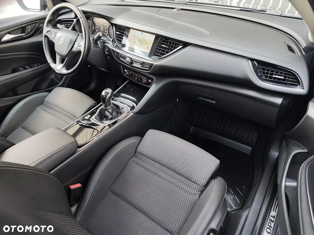 Opel Insignia 1.5 T Innovation S&S - 17