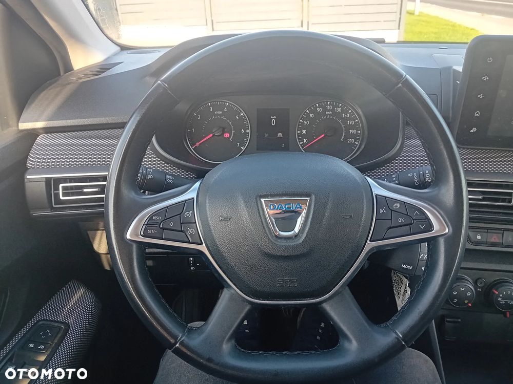 Dacia Sandero - 10