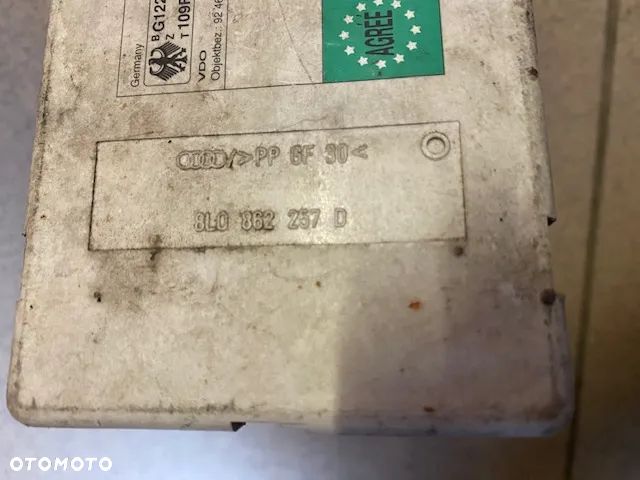 POMPKA ZAMKA CENTRALNEGO AUDI A3 8L 8L0862257D - 2