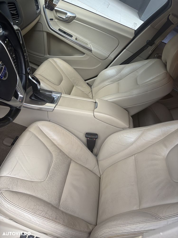 Volvo S60 T6 AWD Summum - 27