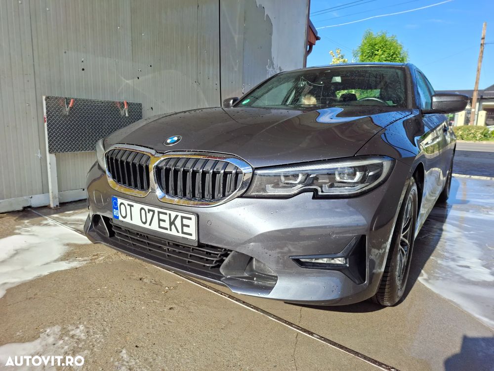 BMW Seria 3 320i AT - 6