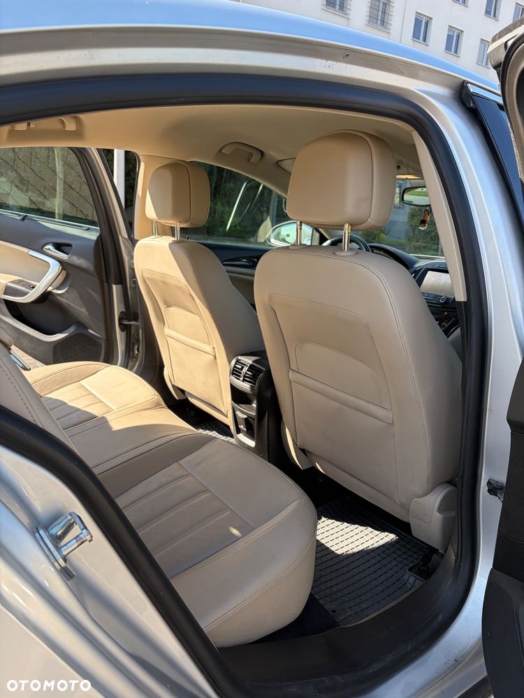 Opel Insignia 2.0 CDTI Cosmo - 9