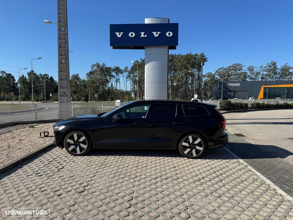 Volvo V60 2.0 T6 AWD TE Plus Dark - 2