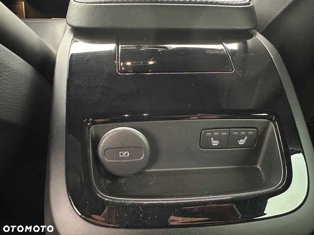 Volvo V60 T6 AWD Recharge Geartronic RDesign - 15