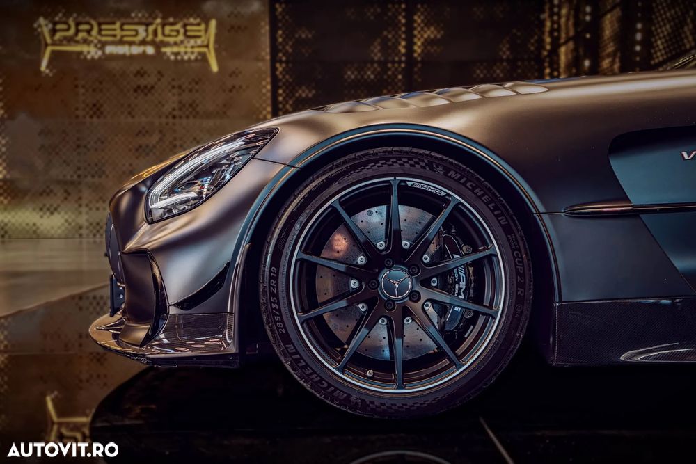 Mercedes-Benz AMG GT - 7