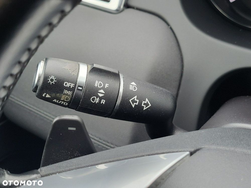 Land Rover Discovery Sport - 35