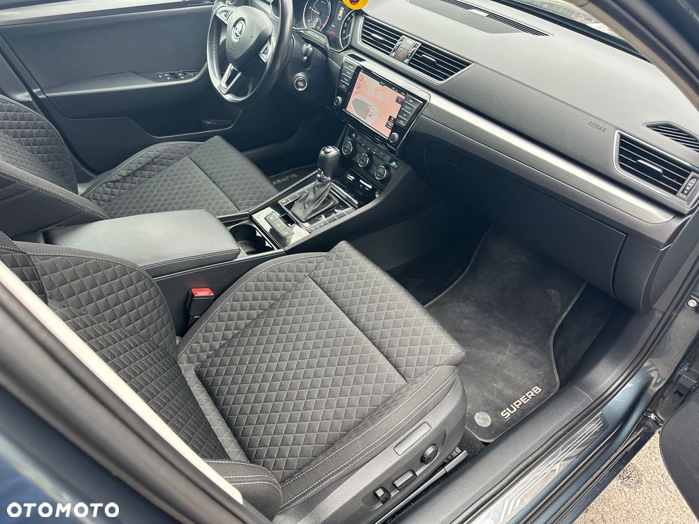 Skoda Superb 2.0 TDI DSG Ambition - 15