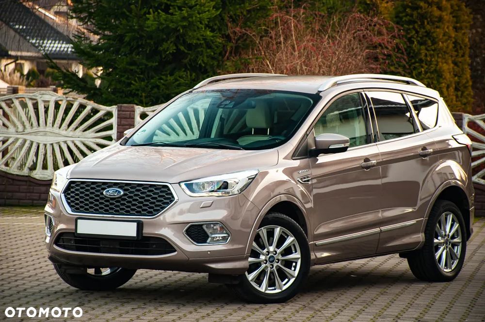Ford Kuga 1.5 EcoBoost 4x4 Titanium - 32