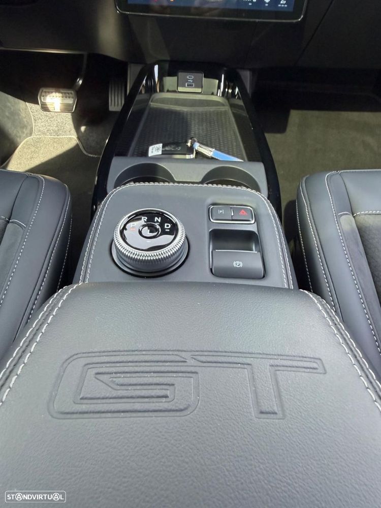 Ford Mustang Mach-E - 13