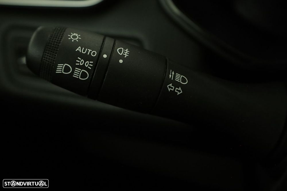 Mitsubishi Colt 1.0 MPI-T Launch Edition - 16