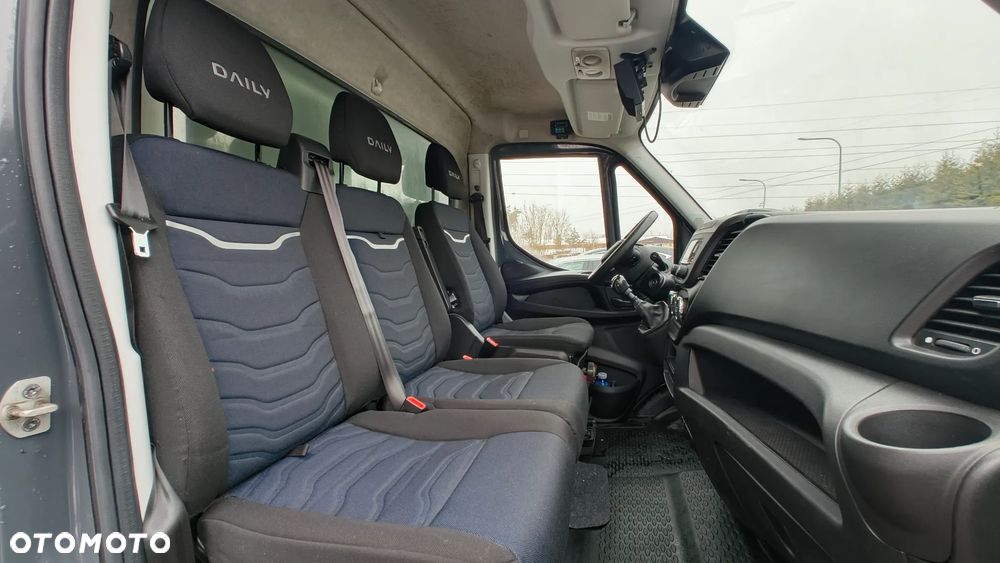 Iveco 35s18 - 15