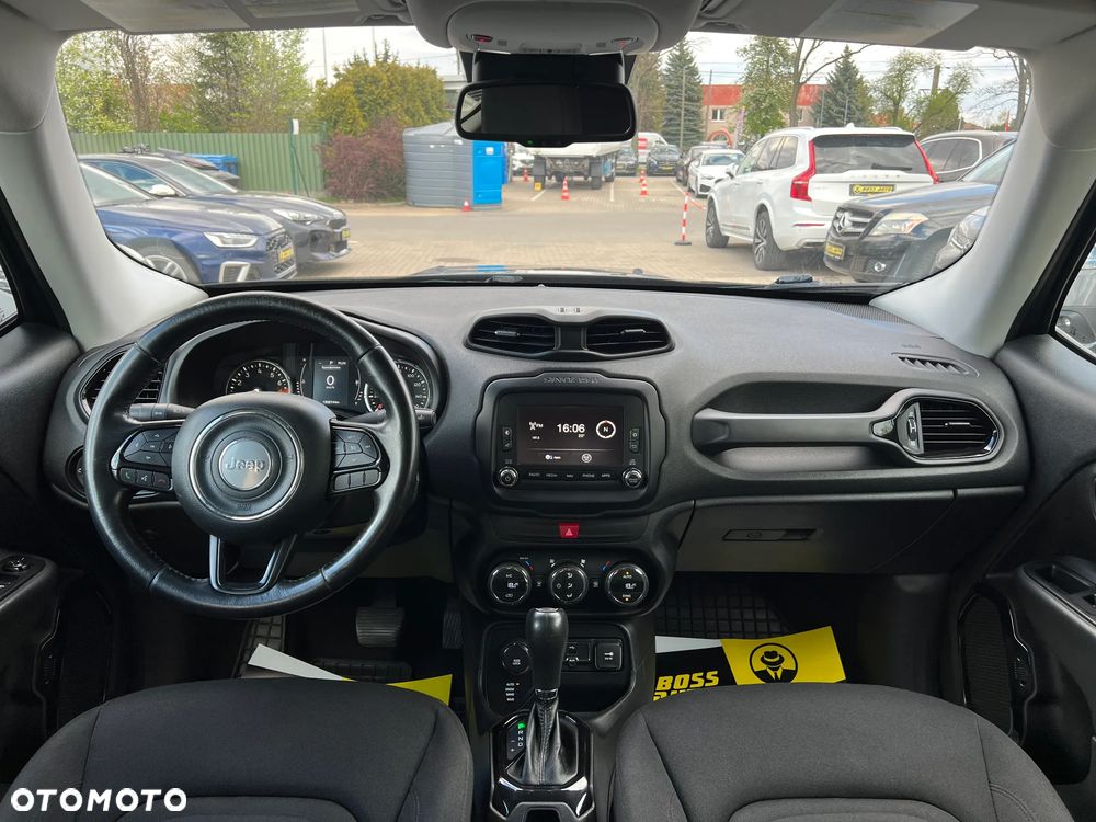 Jeep Renegade - 19
