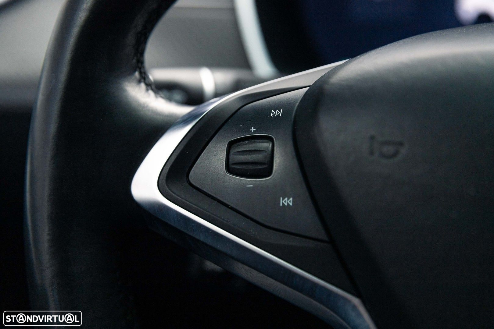 Tesla Model X P100D - 29