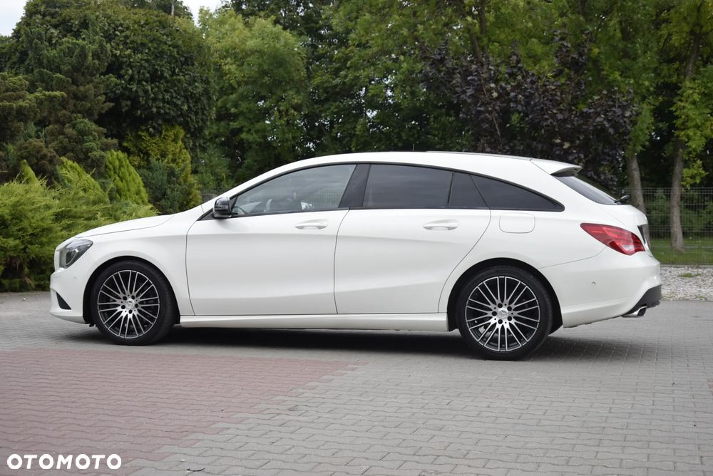 Mercedes-Benz CLA 250 7G-DCT - 28