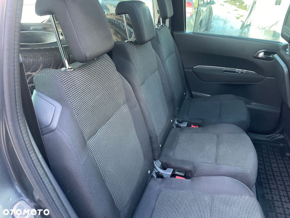 Peugeot 5008 2.0 HDi Business Line 7os - 24