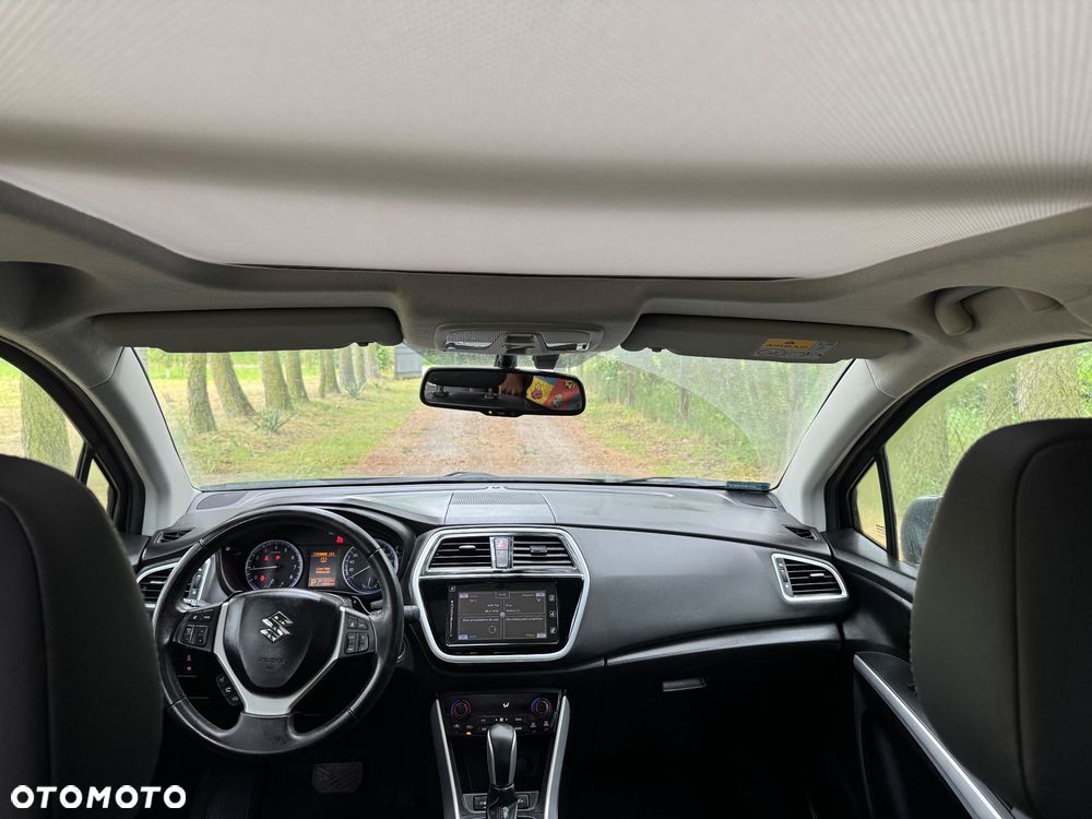 Suzuki SX4 S-Cross 1.4 T Premium 4WD - 14