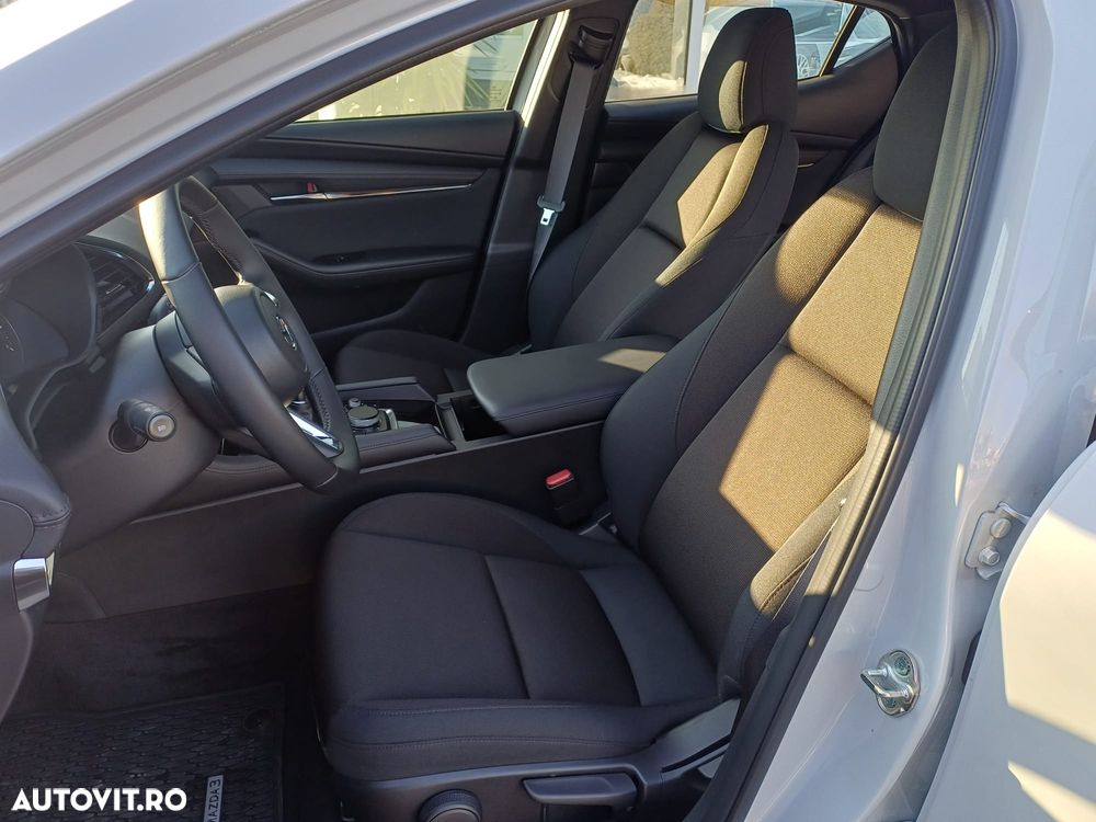 Mazda 3 e-Skyactiv X186 MHEV Center-Line - 9