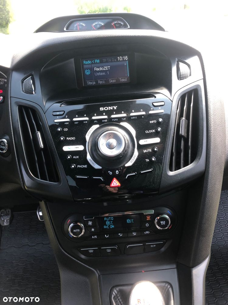 Ford Focus 2.0 EcoBoost ST - 8