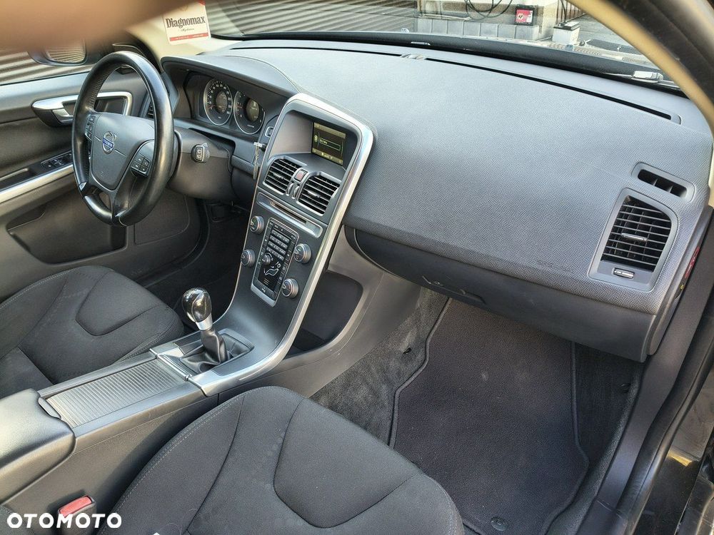 Volvo XC 60 D4 Kinetic - 18