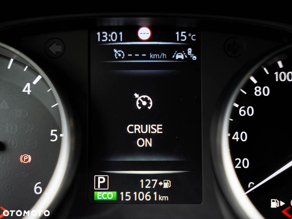 Nissan Qashqai 1.6 DCi Xtronic TEKNA - 36