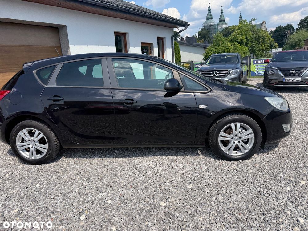 Opel Astra 1.4 T Cosmo - 21