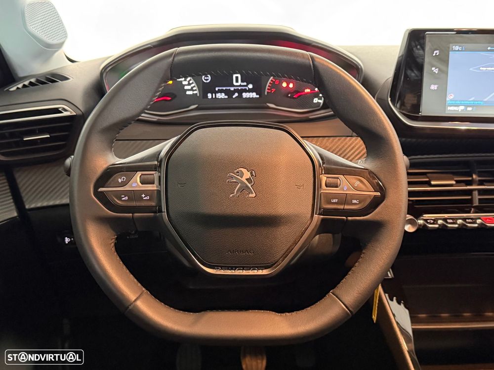 Peugeot 208 1.2 PureTech Active - 17