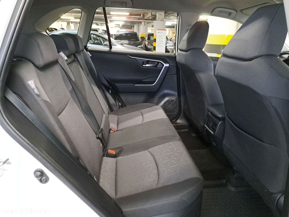Toyota RAV4 - 15