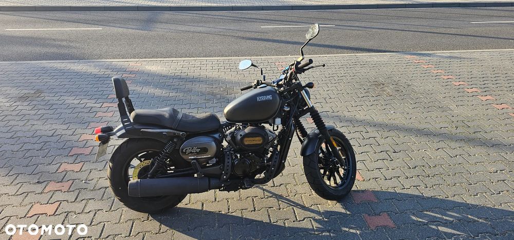 Hyosung GV - 10
