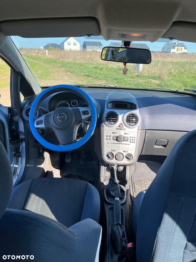 Opel Corsa 1.4 16V Enjoy - 23